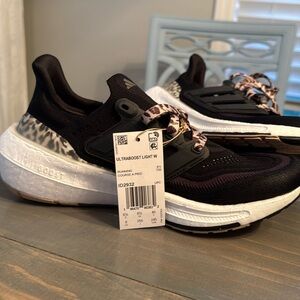Adidas Ultra Boost BRAND NEW